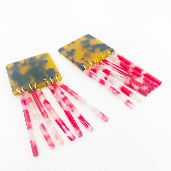 Square Tortoise Earrings with Red Fringe - Picture 2 of 8